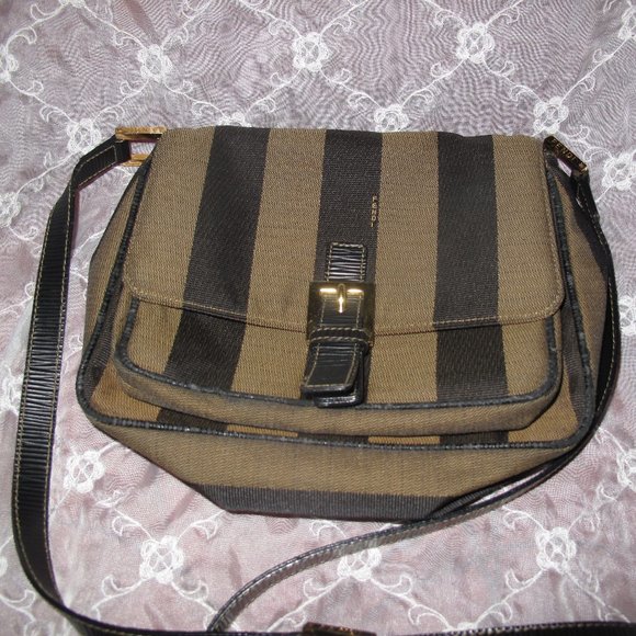❤️Authentic FENDI Pequin Flap Canvas Leather Shoulder CrossBody Bag Purse - Picture 1 of 14